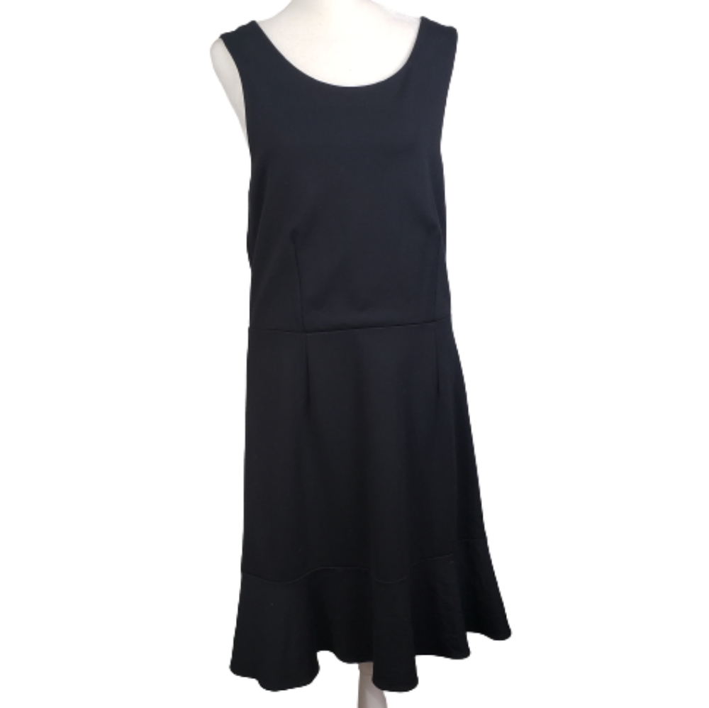 Bar III black sleeveless strappy midi dress Large